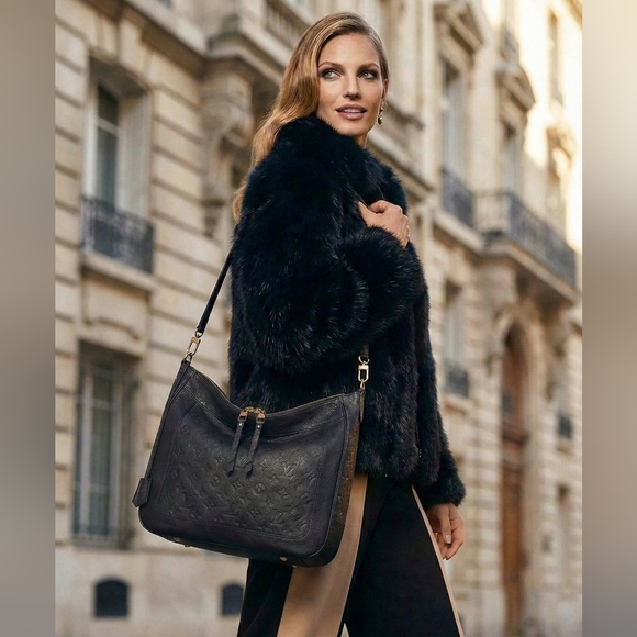 Louis Vuitton Audacieuse MM - Picture 3 of 16